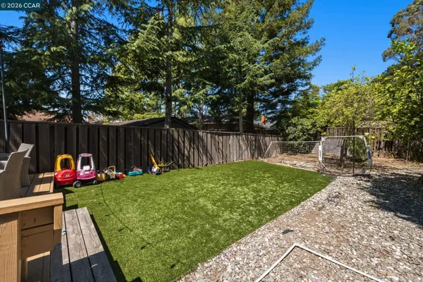 $925,000 | 2537 Simas Avenue, Pinole, CA 94564