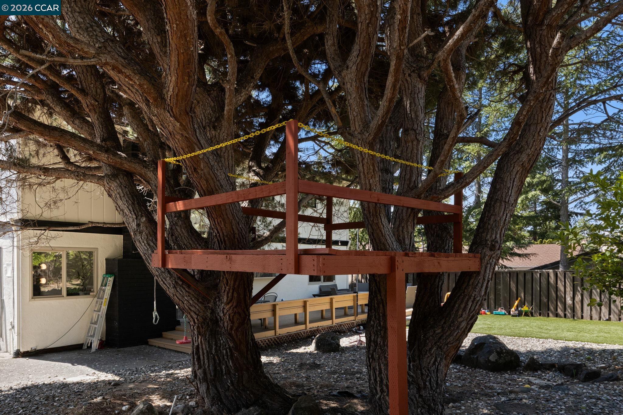 2537 Simas Avenue Pinole, CA 94564 - Photo 55 of 60