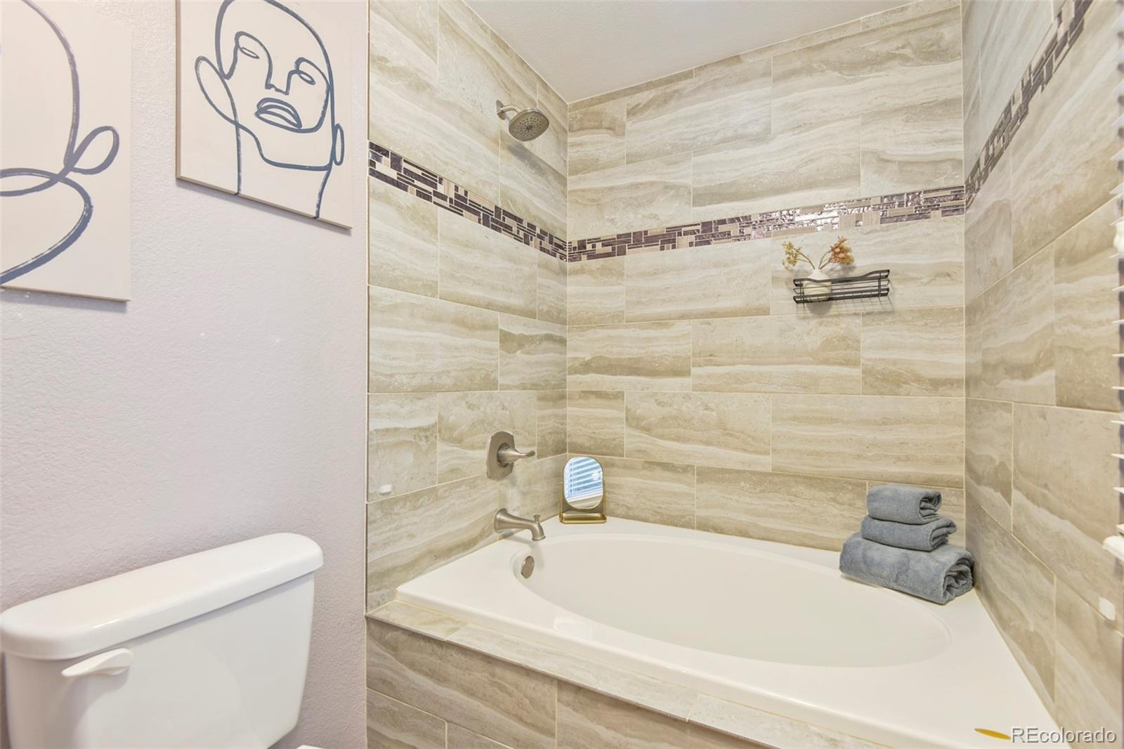 4034 South Rifle Way Aurora, CO 80013 - Photo 11 of 23 Gallery Image 11