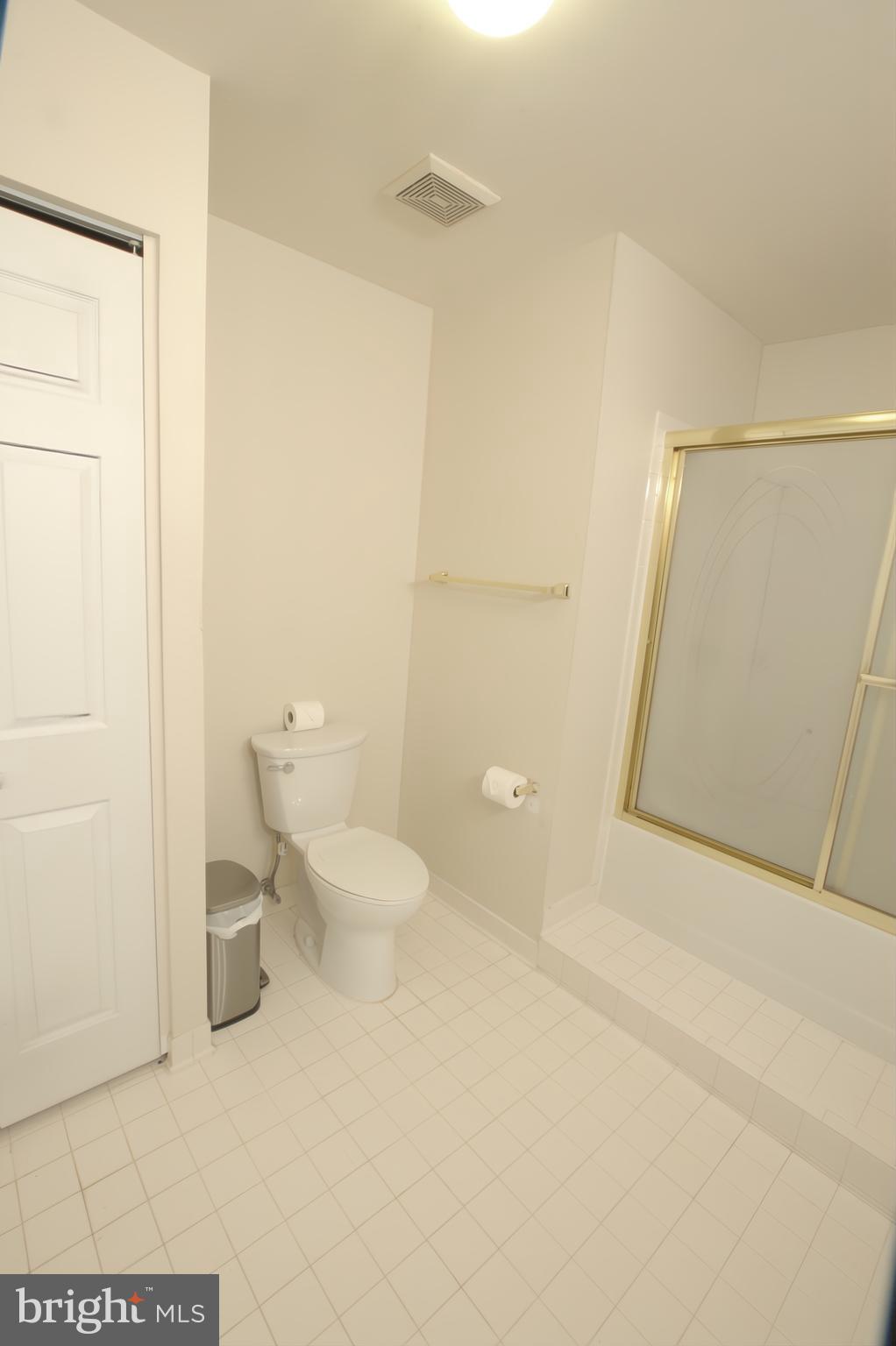 4753 River Valley Way, Unit 56 Bowie, MD 20720 - Photo 32 of 36 Master Bath