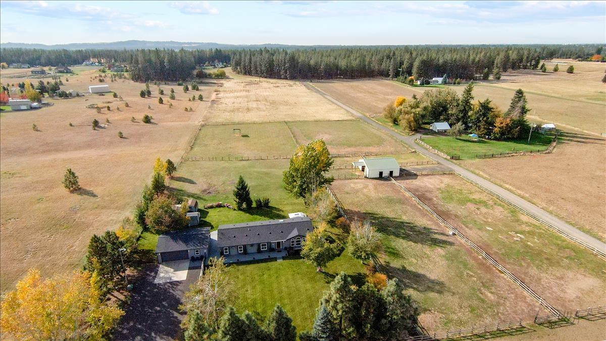 8724 South Cedar Road Spokane, WA 99224 - Photo 1 of 32