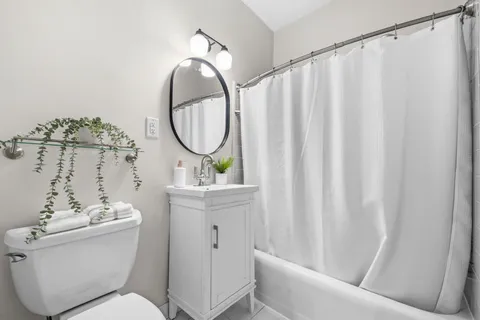 $369,000 | 1875 Mintwood Place Northwest, Unit 36, Washington, DC 20009