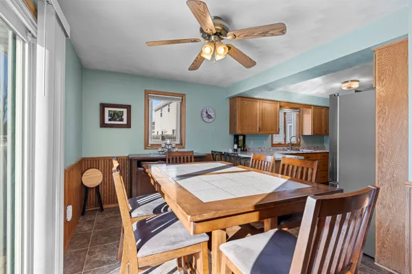 $374,900 | 3033 West Hiawatha Drive, Appleton, WI 54914