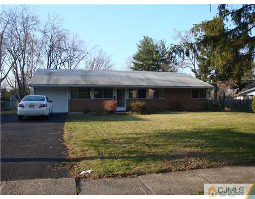 5 Wheeler Road Kendall Park, NJ 08824 - Photo 1 of 17 Gallery Image 1