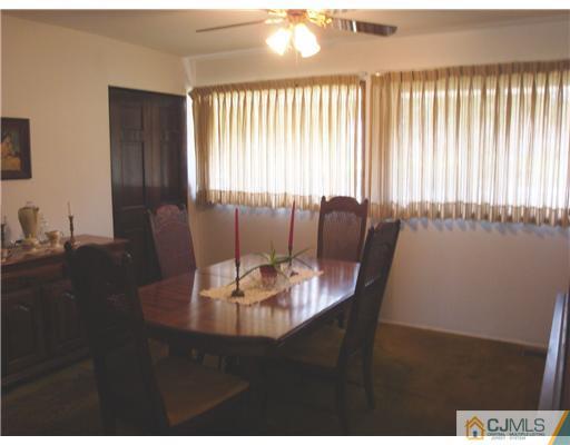 5 Wheeler Road Kendall Park, NJ 08824 - Photo 2 of 17 Gallery Image 2