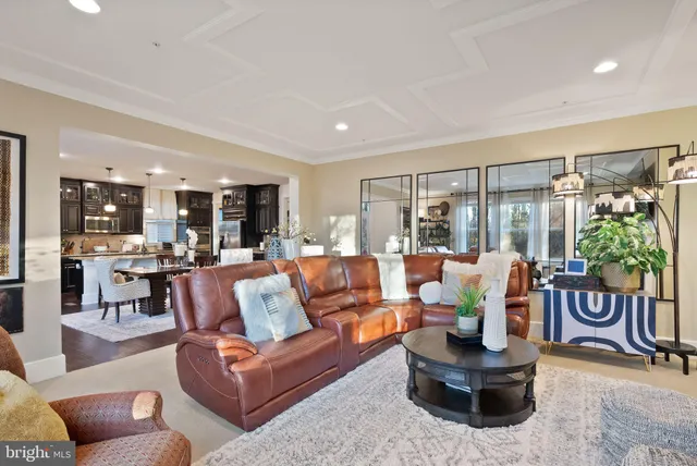 $949,900 | 17032 Takeaway Lane, Dumfries, VA 22026