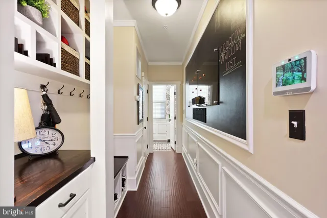 $949,900 | 17032 Takeaway Lane, Dumfries, VA 22026