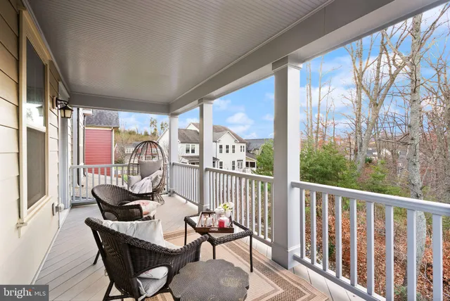 $949,900 | 17032 Takeaway Lane, Dumfries, VA 22026