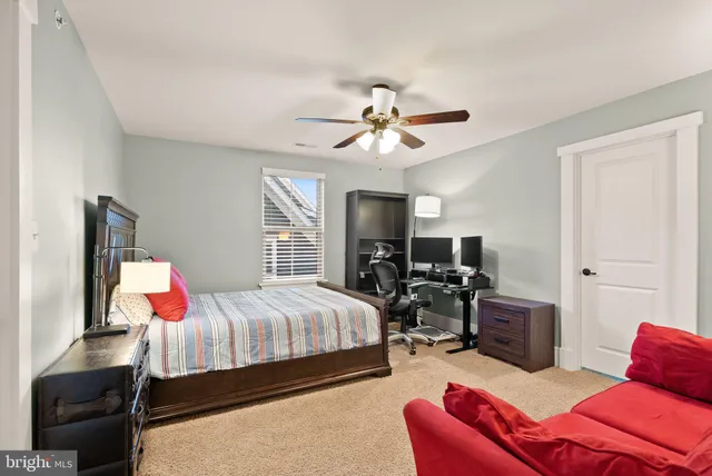 $949,900 | 17032 Takeaway Lane, Dumfries, VA 22026