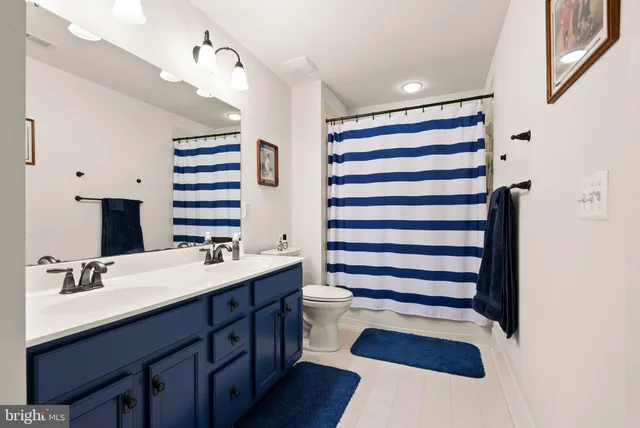 $949,900 | 17032 Takeaway Lane, Dumfries, VA 22026