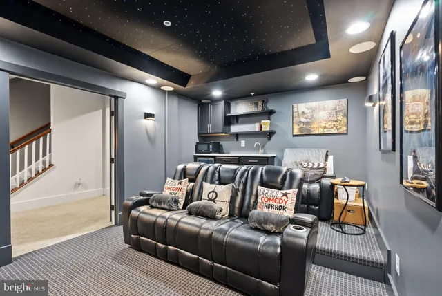 $949,900 | 17032 Takeaway Lane, Dumfries, VA 22026