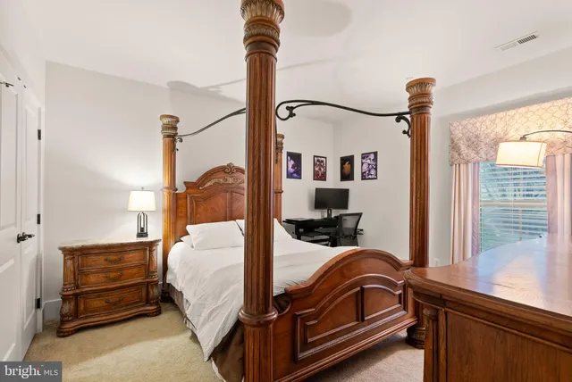 $949,900 | 17032 Takeaway Lane, Dumfries, VA 22026