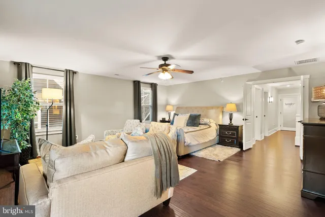 $949,900 | 17032 Takeaway Lane, Dumfries, VA 22026