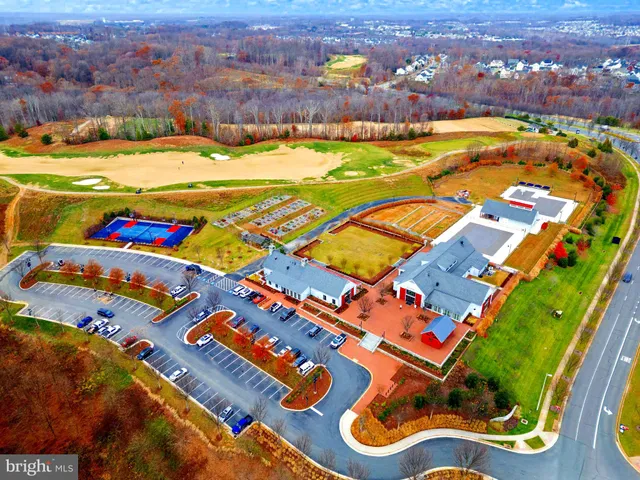 $949,900 | 17032 Takeaway Lane, Dumfries, VA 22026