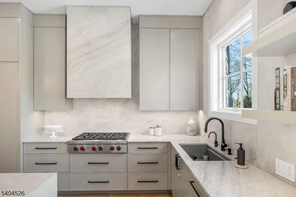 $4,995,000 | 21 Harvey Drive, Short Hills, NJ 07078