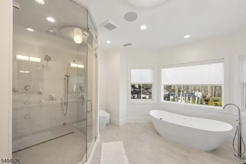 $5,600,000 | 21 Harvey Drive, Short Hills, NJ 07078