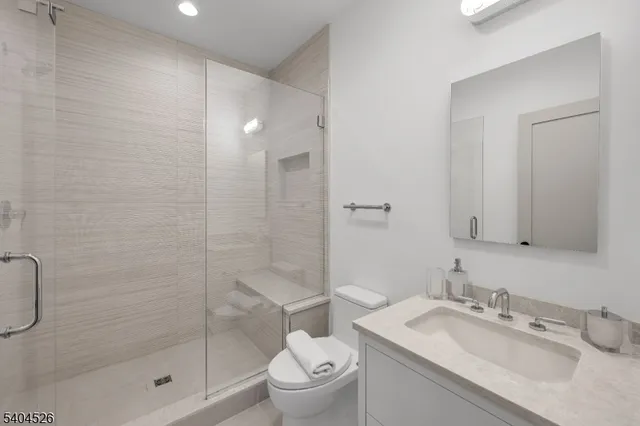 $5,600,000 | 21 Harvey Drive, Short Hills, NJ 07078