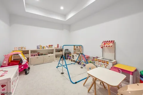 $5,600,000 | 21 Harvey Drive, Short Hills, NJ 07078