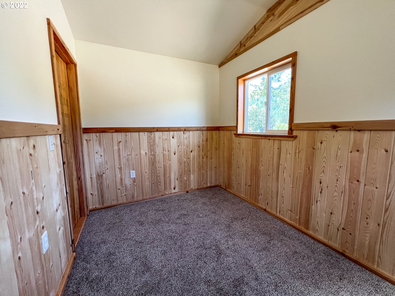 0 Bridge Tiny Home Myrtlepoint Or 97458 Myrtle Point, OR 97458 - Photo 9 of 18 a view of an empty room with a window