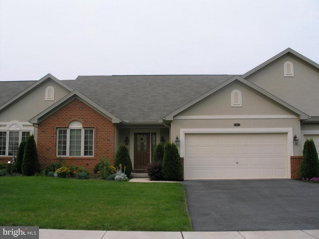 218 White Chapel Road Lancaster, PA 17603 - Photo 1 of 10 Gallery Image 1
