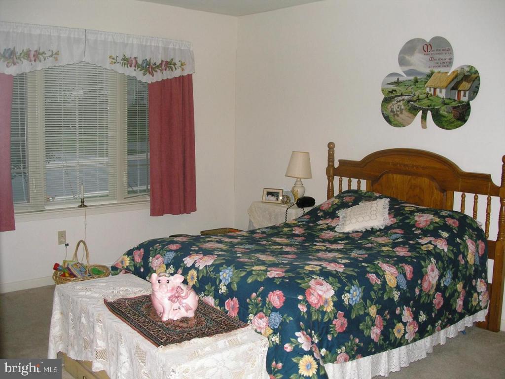 218 White Chapel Road Lancaster, PA 17603 - Photo 7 of 10 Gallery Image 7