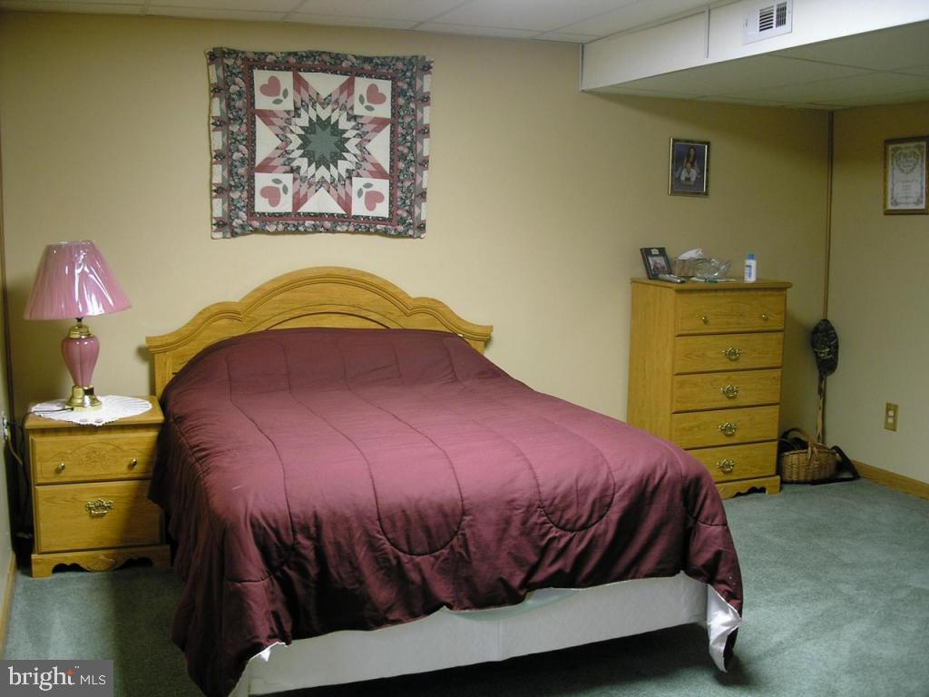 218 White Chapel Road Lancaster, PA 17603 - Photo 8 of 10 Gallery Image 8