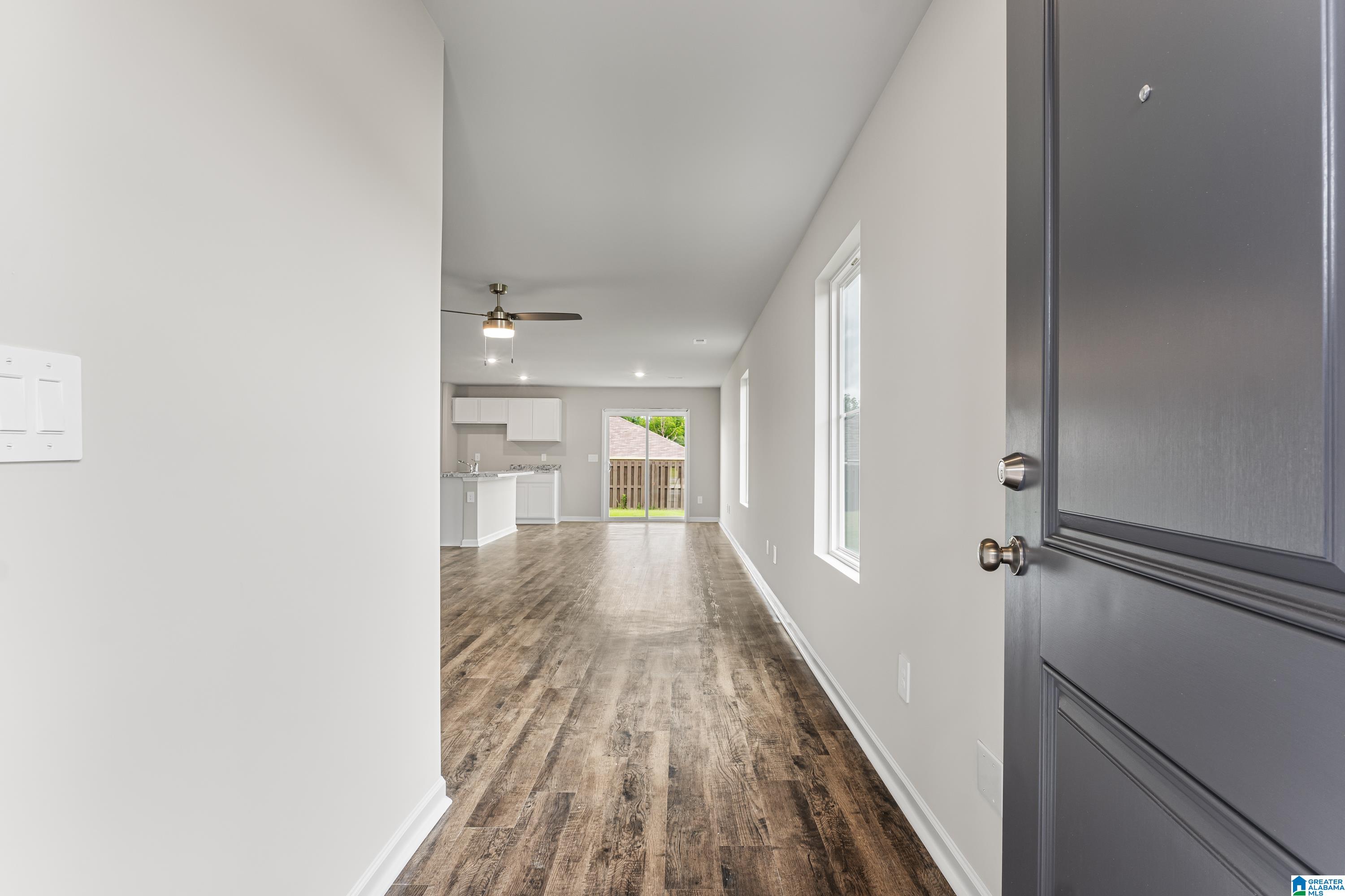 1637 Simmons Street Cullman, AL 35055 - Photo 4 of 29