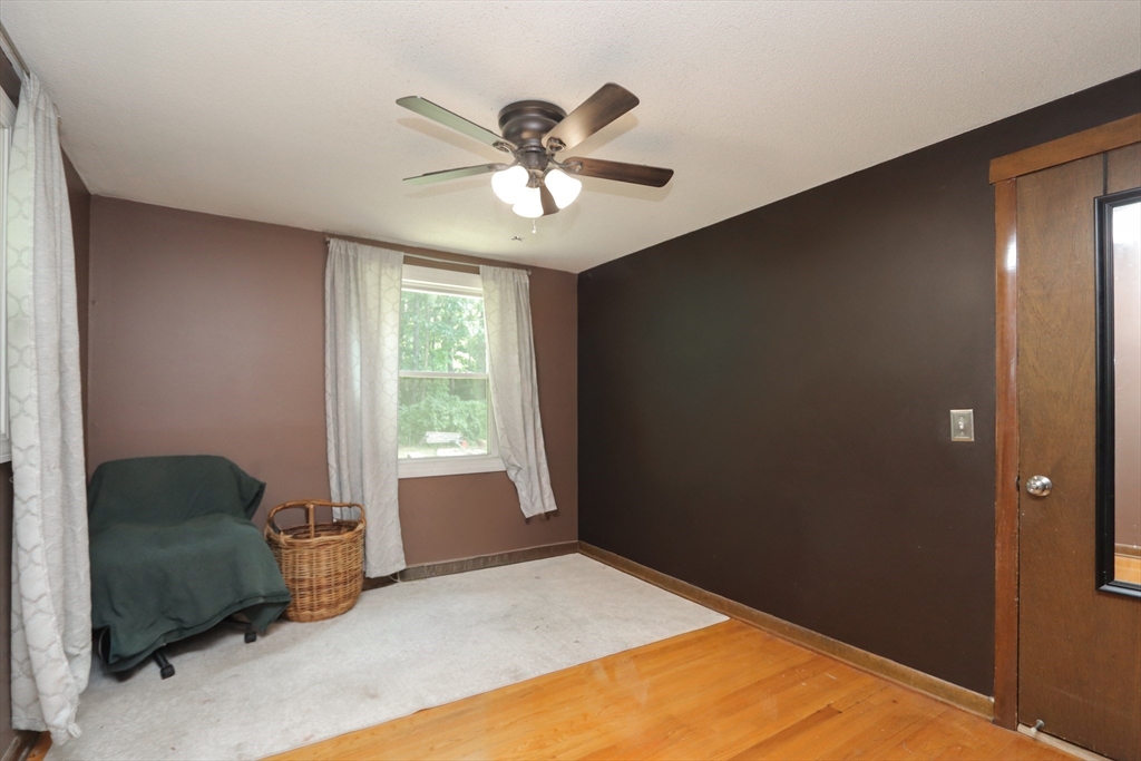 41 Rosedale Avenue Springfield, MA 01128 - Photo 19 of 42 Gallery Image 19