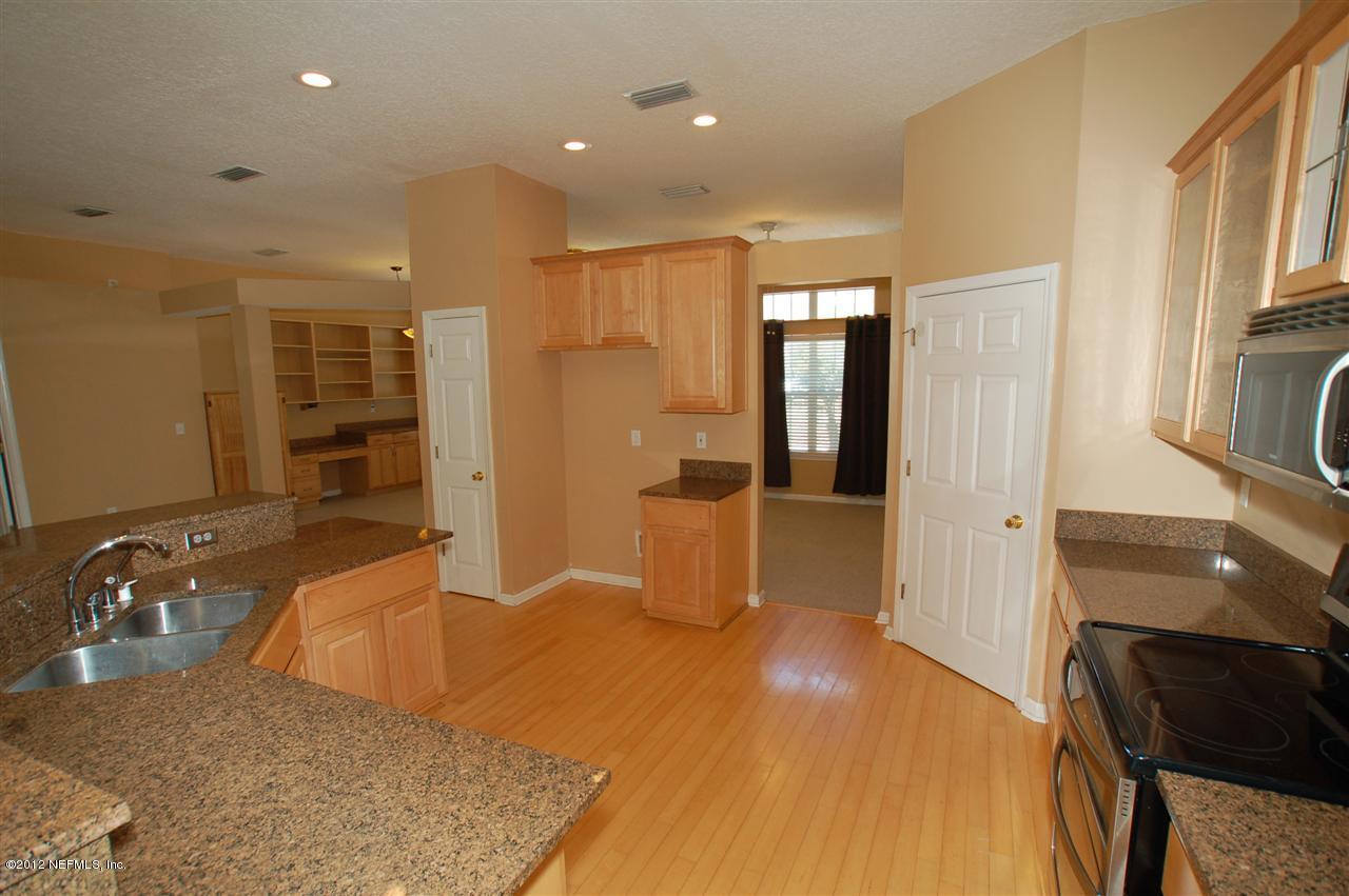 136 Old Hard Road Fleming Island, FL 32003 - Photo 11 of 35 Kitchen