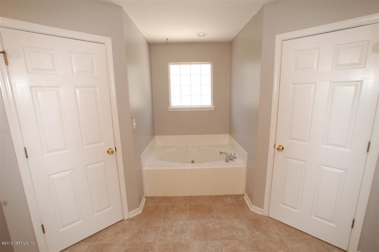 136 Old Hard Road Fleming Island, FL 32003 - Photo 24 of 35 Garden Tub in Master Bath