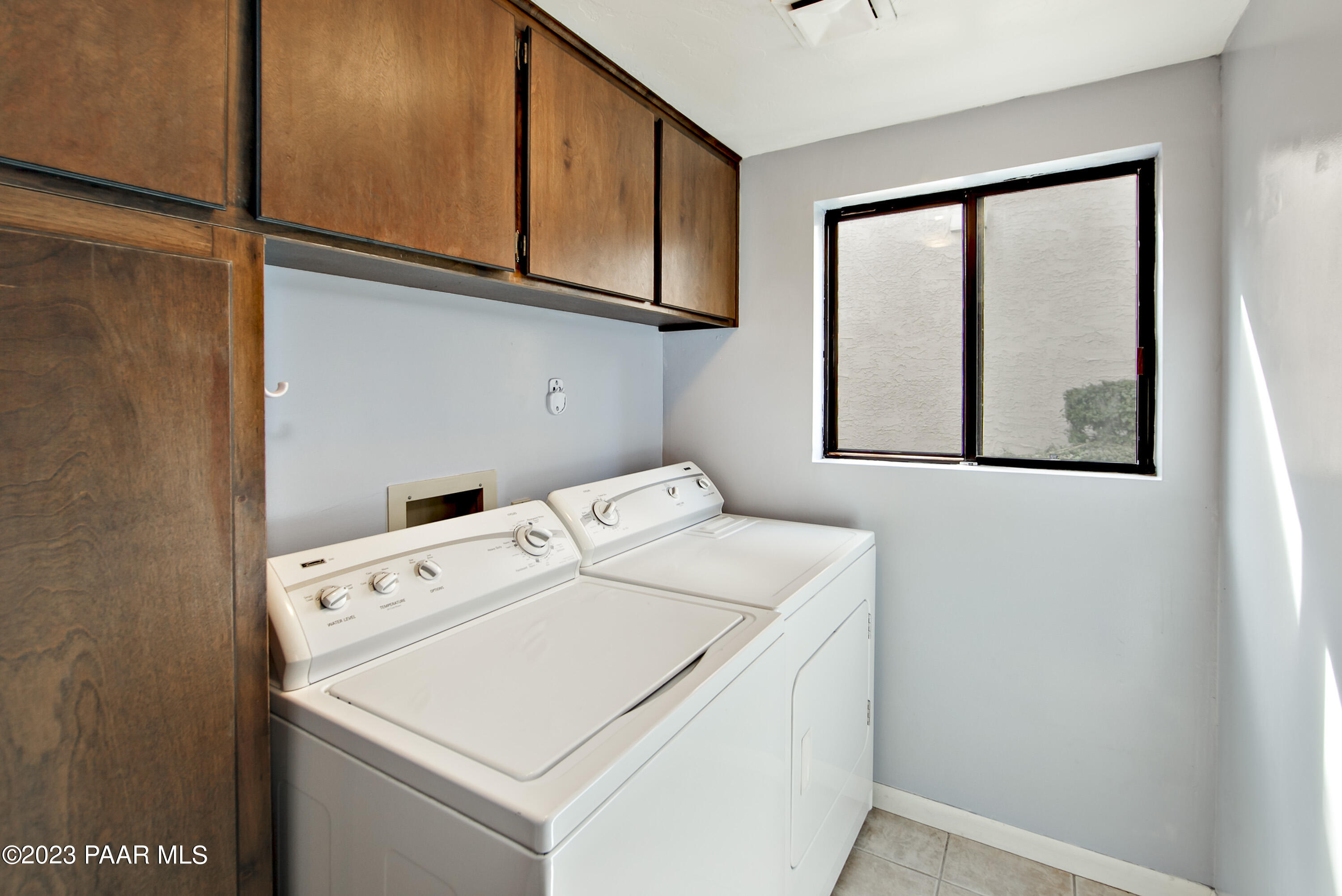 1469 Coyote Road Prescott, AZ 86303 - Photo 15 of 17 015_Laundry