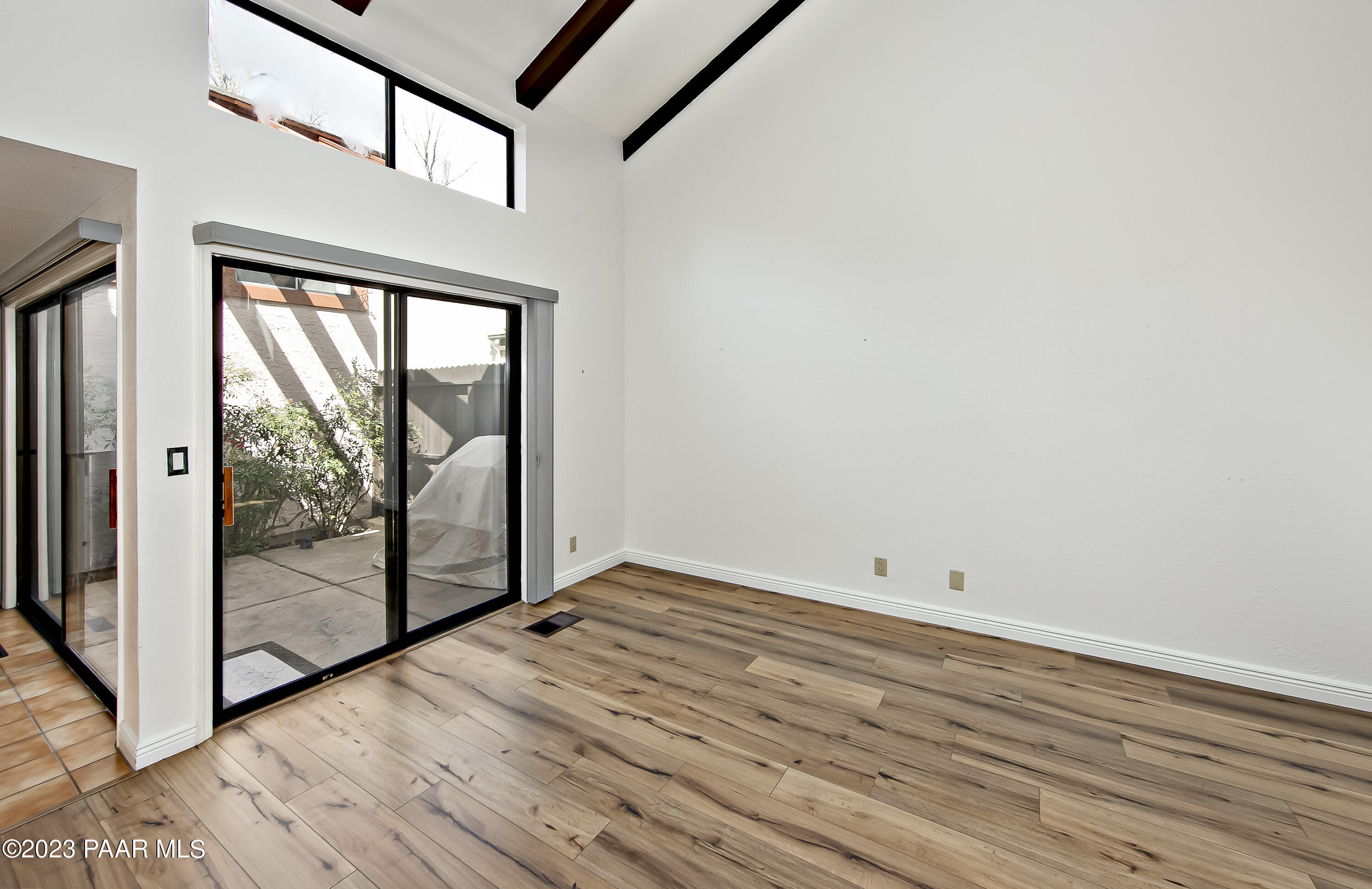 1469 Coyote Road Prescott, AZ 86303 - Photo 6 of 17 006_Great Room