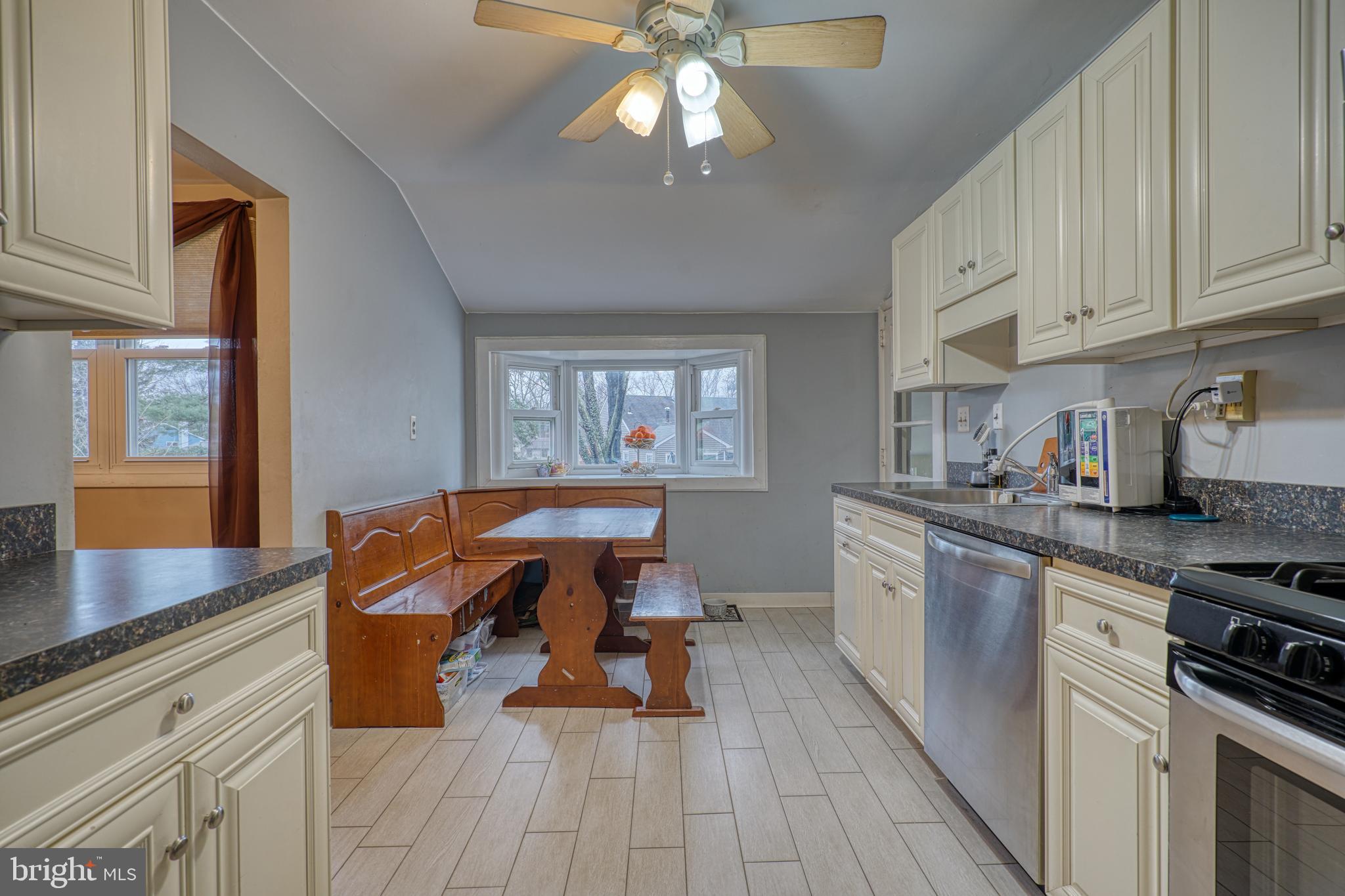 13 Hillside Road Stratford, NJ 08084 - Photo 15 of 31 Gallery Image 15