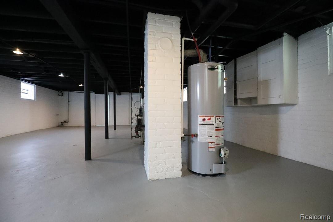 4834 Yorkshire Road Detroit, MI 48224 - Photo 18 of 19 Hot Water Tank A0357 (Copy).jpg
