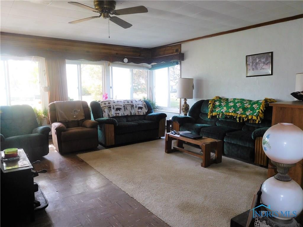 4673 Libbey Road Perrysburg, OH 43551 - Photo 4 of 22 Gallery Image 4