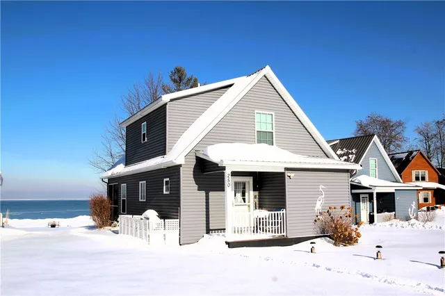 $239,999 | 250 Danielle Lane, Kendall, NY 14476