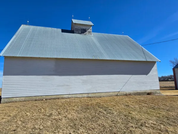 $389,000 | 886 141st Street, Pipestone, MN 56164