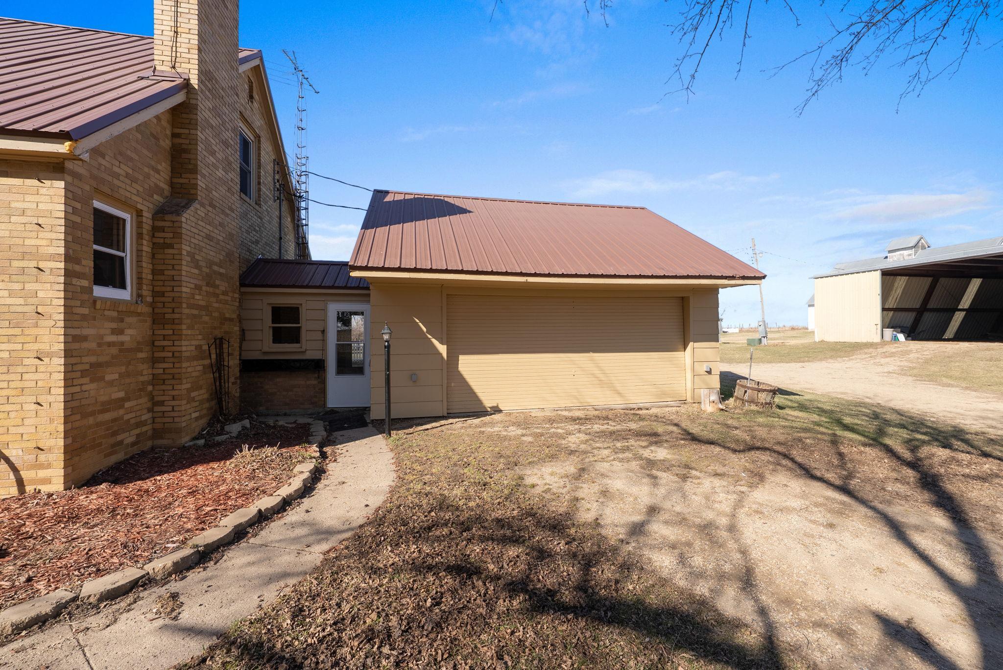 886 141st Street Pipestone, MN 56164 - Photo 10 of 45