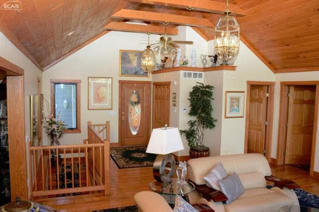 1136 South Cummings Road Davison, MI 48423 - Photo 12 of 41 21182915-11.JPG