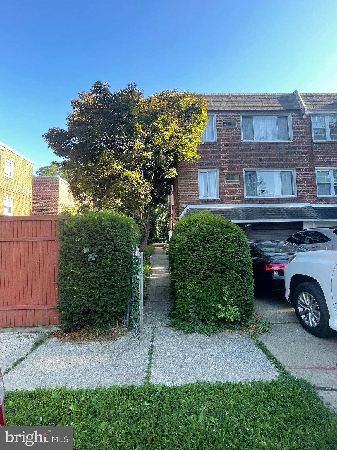 274 Ridgeway Street Philadelphia, PA 19116 - Photo 1 of 4 Gallery Image 1