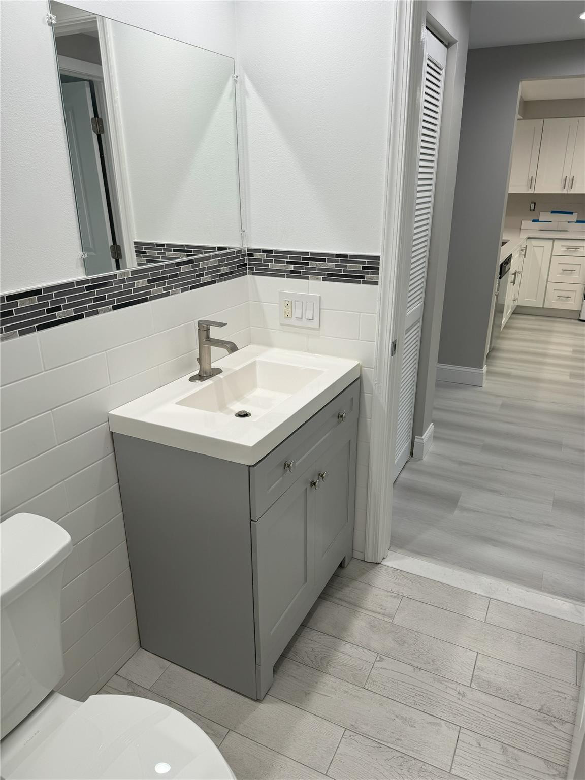 2731 Northeast 28th Court, Unit 2 Lighthouse Point, FL 33064 - Photo 28 of 30 Photo 30