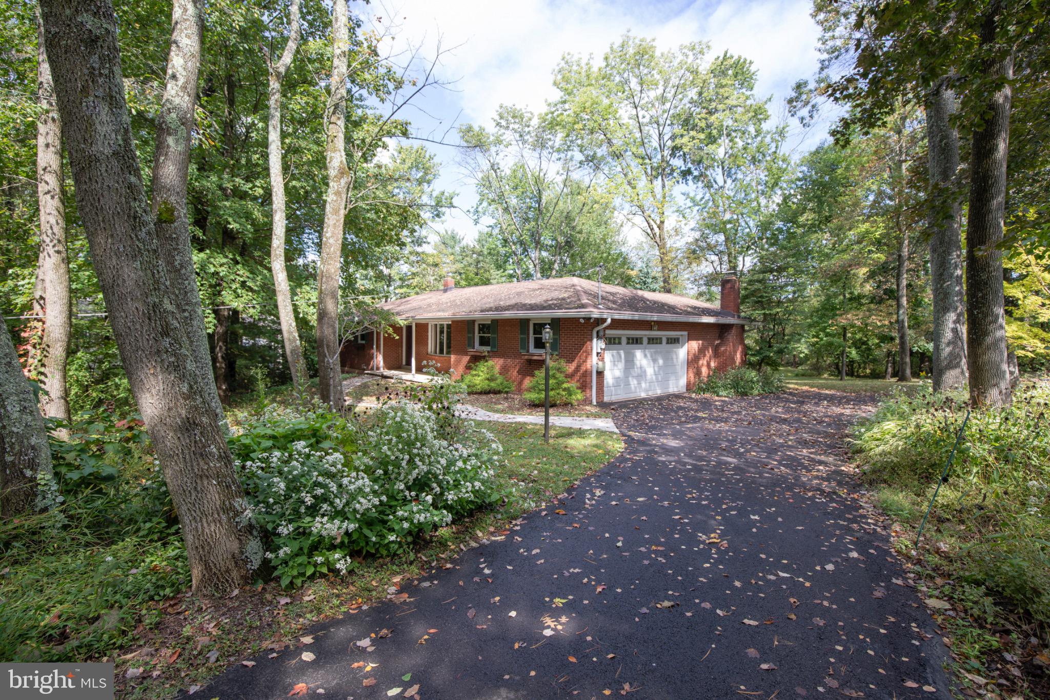 72 Heffner Road Royersford, PA 19468 - Photo 20 of 20 Long private drive with turn around areas