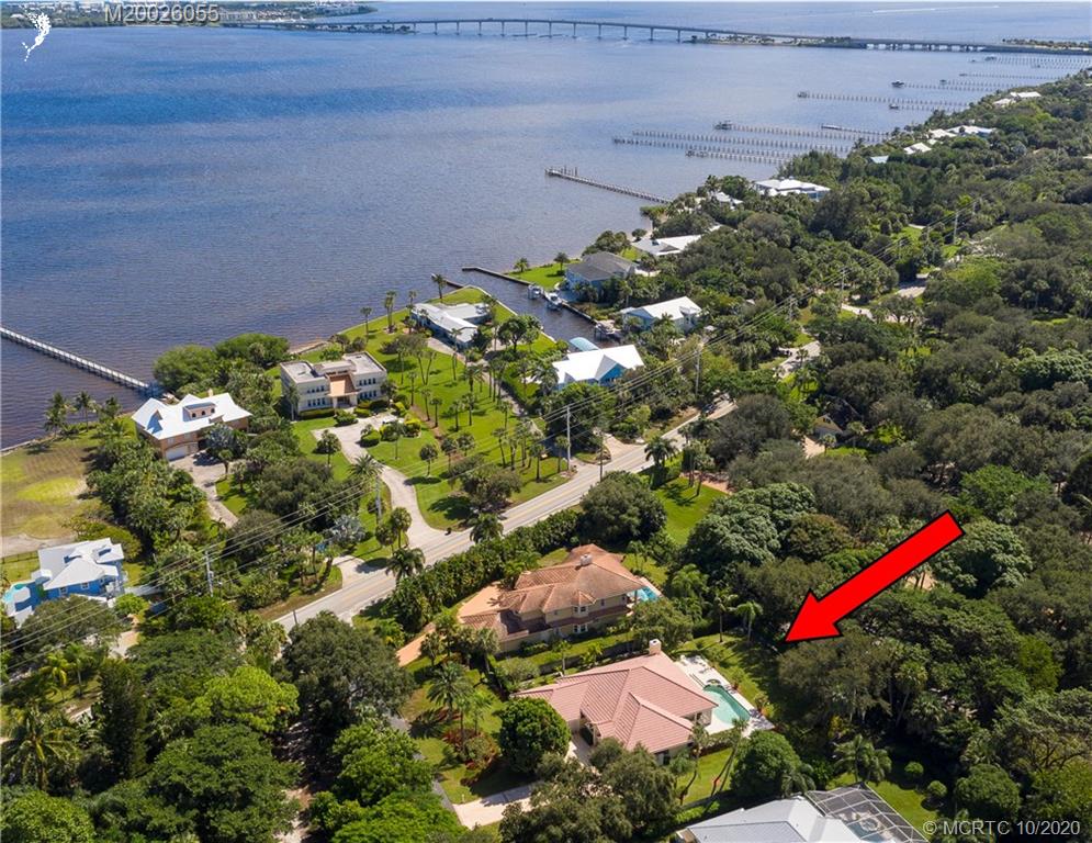 3 River Crest Court Stuart, FL 34996 - Photo 2 of 35 Gallery Image 2