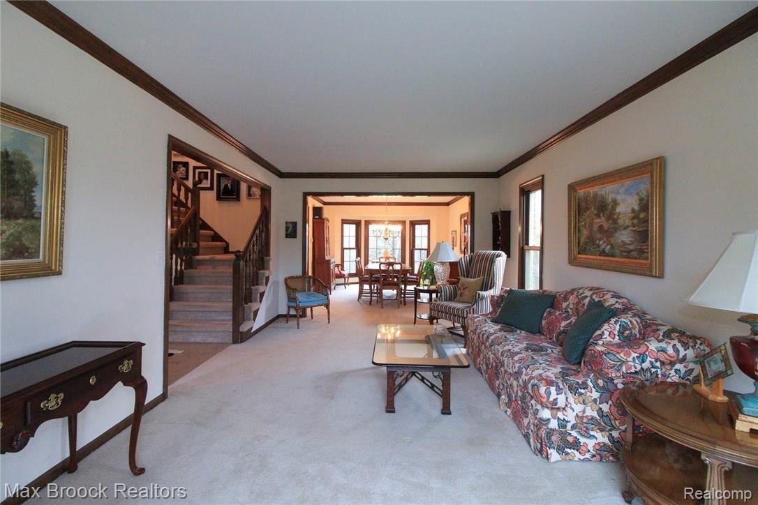 3251 Kilburn Road West Rochester, MI 48306 - Photo 10 of 53 CC65977C-8143-4C02-8ABC-C5D4889626AA.jpeg