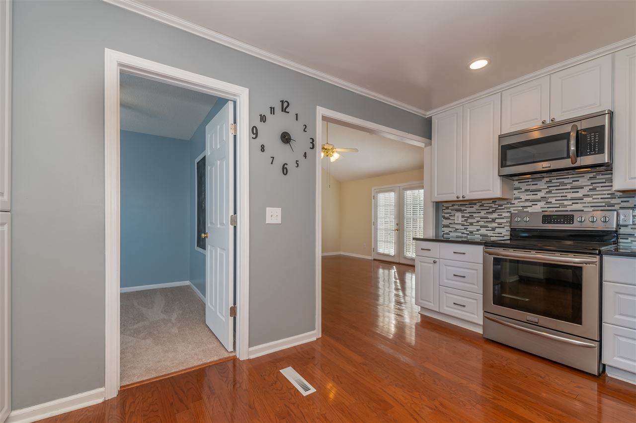 215 Orchard Grove Road Campobello, SC 29322 - Photo 11 of 34