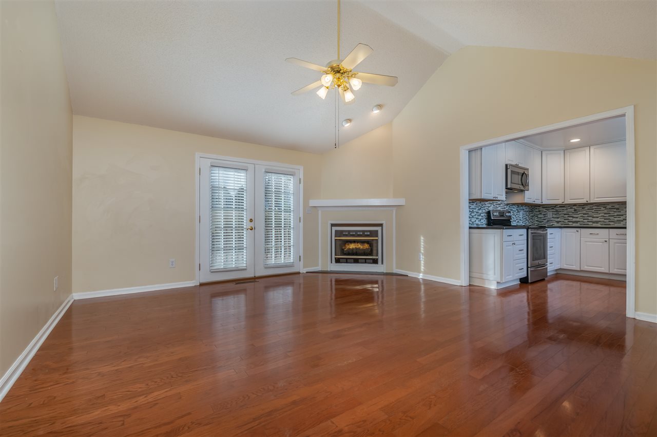 215 Orchard Grove Road Campobello, SC 29322 - Photo 5 of 34