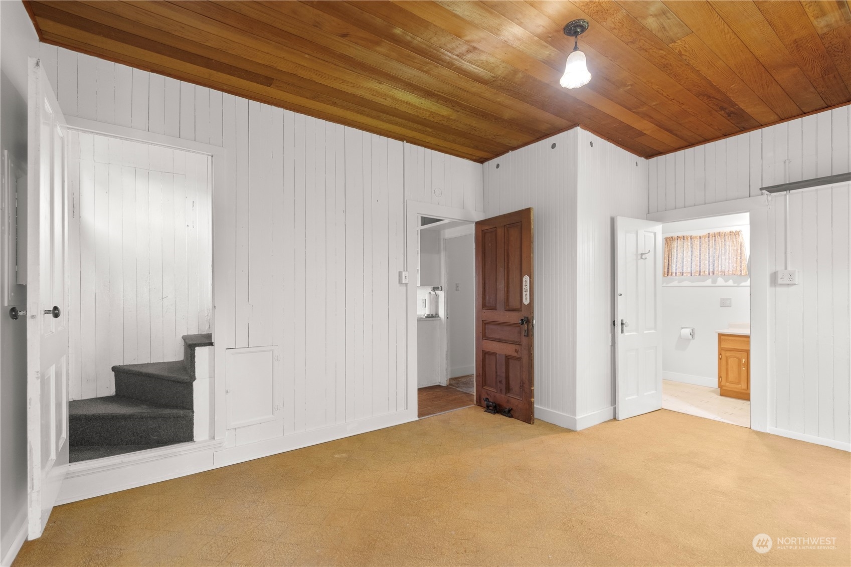 1115 43 Place Seaview, WA 98644 - Photo 16 of 33 Gallery Image 16