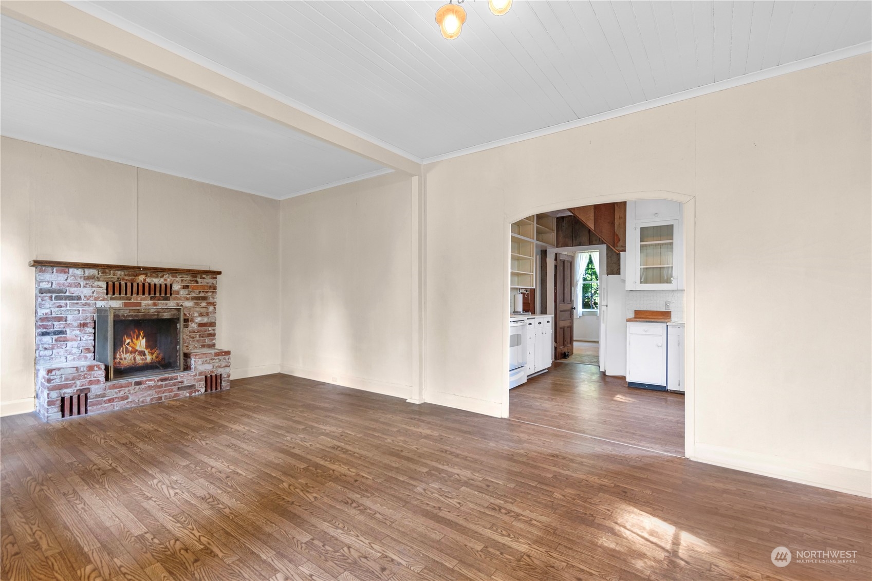 1115 43 Place Seaview, WA 98644 - Photo 6 of 33 Gallery Image 6