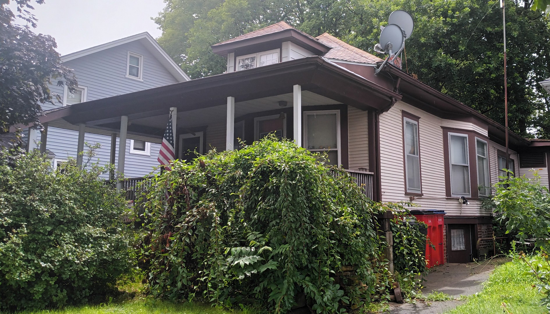 703 South Randolph Street Champaign, IL 61820 - Photo 2 of 4