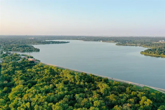 $1,200,000 | 7238 Casa Loma Avenue, Dallas, TX 75214